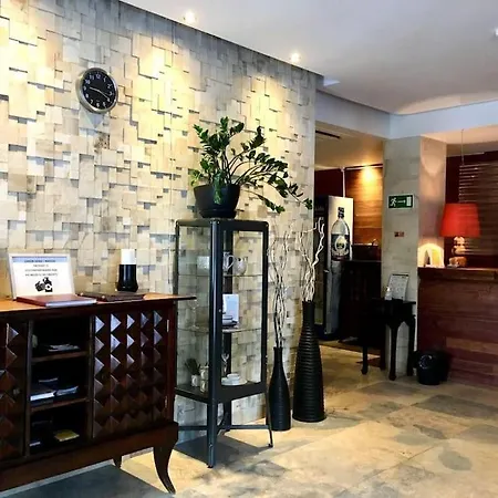 Apartment Lola 5 *