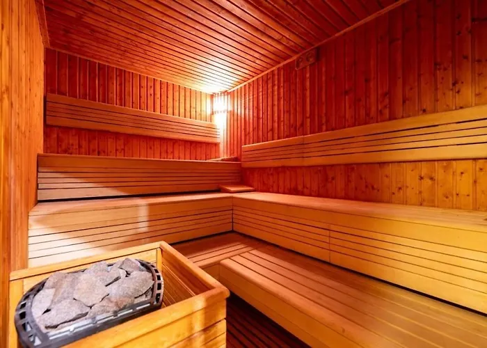 Lola 5 * 스클라르스카포렘바